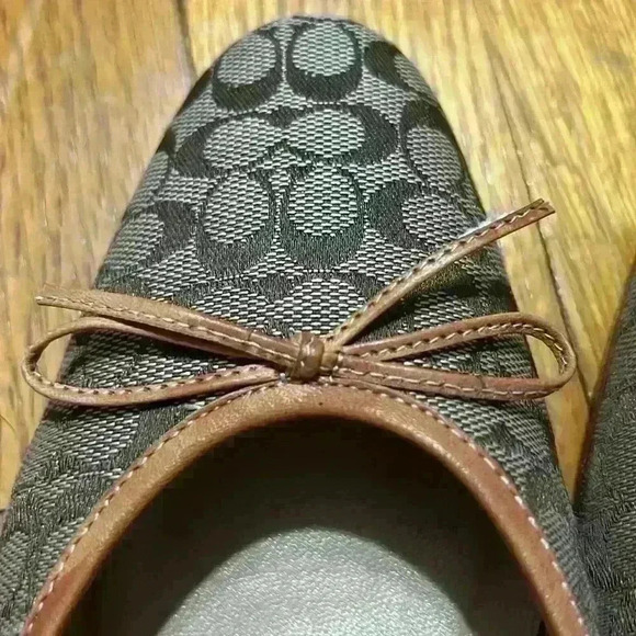 Coach Kathryn C Logo Ballet Kitten Heal Women’s Shoes Size 7.5 - Picture 10 of 14